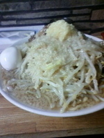 「大ラーメン（麺2玉、ヤサイ、ニンニク、アブラ）+味玉（サービス）」@へーちゃんラーメンの写真