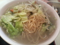 「タンメンとニミコロッケ丼+おしんこ(本日のおすすめメニュー)」@らーめん なかやの写真