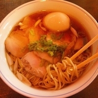 「2号味玉チャーシュー 700円+150円+250円=1100円」@ラァメン家 69’N’ ROLL ONEの写真