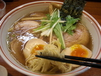 「味玉醤油チャーシュー麺990円」@BUZZの写真