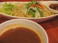 「夏のトマトカレーつけ麺」@麺や RYOMA 高田馬場店の写真