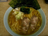 「らーめん（中）」@横浜寺田家ラーメン 白井店の写真