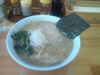 「塩とんこつ・中盛(750円)」@ラーメン いっこうの写真