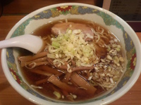 「ラーメン550円」@手打ちらーめん 春来の写真