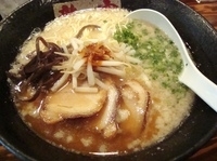 「こく味+替え玉 【750円+100円】」@龍の家 新宿小滝橋通り店の写真