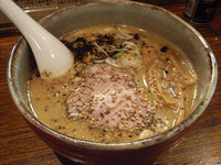 「味玉胡麻ラーメン」@拉麺 阿修羅 船橋本店の写真