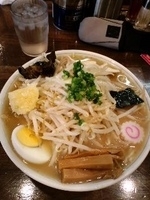 「中華そば塩（ニンニク入り）」@東池袋大勝軒 八王子店の写真