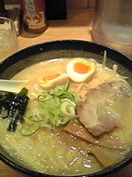 「味噌ラーメン 卵入り 800円」@北海道らーめん 貫の写真