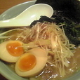 ネギラーメン 750円 卵100円