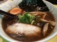 「4番:豚骨鶏がら魚介」@らーめん研究所の写真