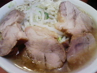 「小ラーメン小豚」@ラーメン二郎 上野毛店の写真