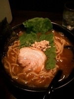 「超濃厚豚骨 塩らぁめん 二刀流 サービス券の大盛り」@麺や 神音の写真