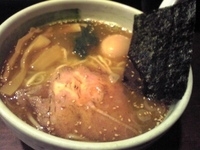 「塩らーめん+味付玉子」@らーめん たきたろうの写真