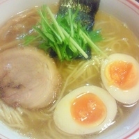 「味玉塩らぁ麺」@BUZZの写真