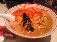 「蒙古タンメン+麺大盛」@蒙古タンメン 中本 新宿店の写真