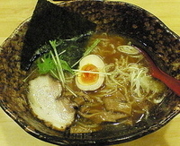 「らぁめん（醤油） 650円」@麺 壱蔵の写真