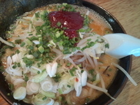 「ねぎチャーシュー（かく）+半替玉（980円+100円）」@博多ラーメン 高菜の写真