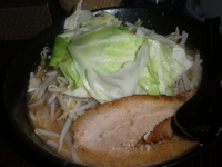 「J‐LOW麺」@jun-pey ra-men Fuchinobeyの写真