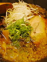 「焦がし醤油ラーメン(¥600)」@北海道らぁめん 伝丸 平戸店の写真