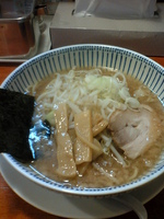 「醤油ラーメン:750円」@博多まるきんラーメン 木場店の写真