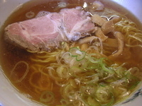 「ラーメン（あっさり）￥700」@雷文の写真