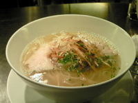 「塩柳麺（1250円）」@MIST 表参道ヒルズ店の写真