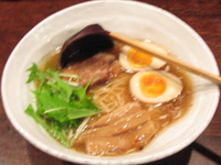 「味玉らーめん@800」@神泉のらぁめん屋 うさぎの写真