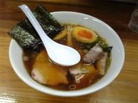 「手打中華 半熟玉子入り」@とら食堂の写真