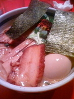 「特濃豚骨魚介ラーメン（ハード）+味玉」@麺家 うえだの写真