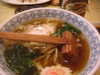 「醤油らーめん￥500+餃子￥450」@大宝の写真