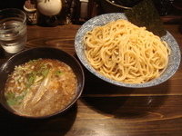 「つけ麺780円+大盛（麺2玉）100円+味玉100円」@つけ麺 花みずきの写真