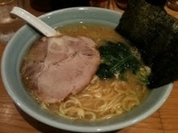 「ラーメン並600円固め濃いめ」@らーめん 佐とうの写真