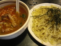 「坦々つけ麺（並・辛口）750円+切り落とし50円」@桃天花の写真
