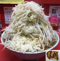 「ラーギョウ大 ぶたマシ ヤサイダブル アブラダブル ニンニク+魚」@ドン-キタモトの写真