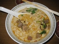 「牛肉刀削麺」@華隆餐館の写真