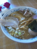 「中華そば+半肉」@次念序の写真