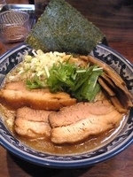 「中華そば+チャーシュー+メンマ」@中華そば 旋の写真