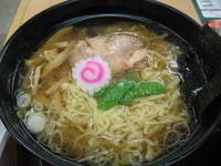 「醤油らーめん 600円」@らーめん さのや 東北自動車道下り佐野SA店の写真