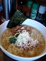 「自然洞ラーメン白（正油）+大盛り」@自然洞 麺舗の写真