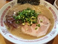 「らーめん+からしねぎ+替え玉 【600円+100円+サービス券】」@博多長浜らーめん いっきの写真