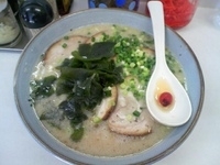 「塩チャーシュー 替え玉白 バリカタ」@巽やの写真