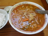 「中国ラーメン（600円）中ライス（180円）」@萬新軒の写真