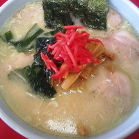 「豚骨チャーシューメン（麺カタメ・アブラ多め）¥850」@ラーメンショップ 都賀店の写真