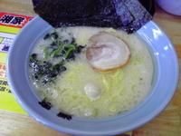 「塩ラーメン（硬め、薄め）」@横浜ラーメン 湘家 江木店の写真