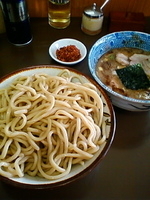 「辛つけ麺半チャーシュー【950円】」@次念序の写真