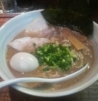 「荒煮干しそば 味玉入り（750円）」@煮干し 青樹の写真