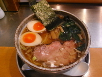 「鶏味玉醤油らーめん」@麺屋 才蔵の写真