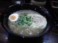 「とんこつらーめん 680円 +替え玉 100円」@とんこつ屋 秀虎の写真