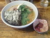 「スペシャルラーメン【宮崎地鶏の塩ラーメン】（1000円）+玉子（」@宗家一条流がんこラーメン 池袋店の写真