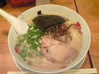 「らーめん（500円）」@博多風龍 神田西口店の写真